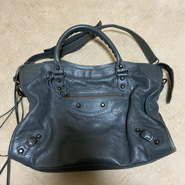 さらに値下げしました】BALENCIAGAバレンシアガ バッグ 若者の大愛商品