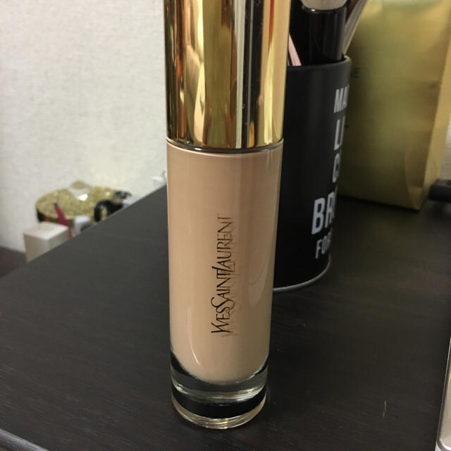 Yves Saint Laurent Beaute(イヴサンローランボーテ)のresakoさま専用✴︎ コスメ/美容のベースメイク/化粧品(ファンデーション)の商品写真