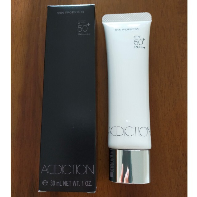 ADDICTION(アディクション)のADDICTION　スキンプロテクターSPF50+/PA++++ 30g　新品 コスメ/美容のボディケア(日焼け止め/サンオイル)の商品写真