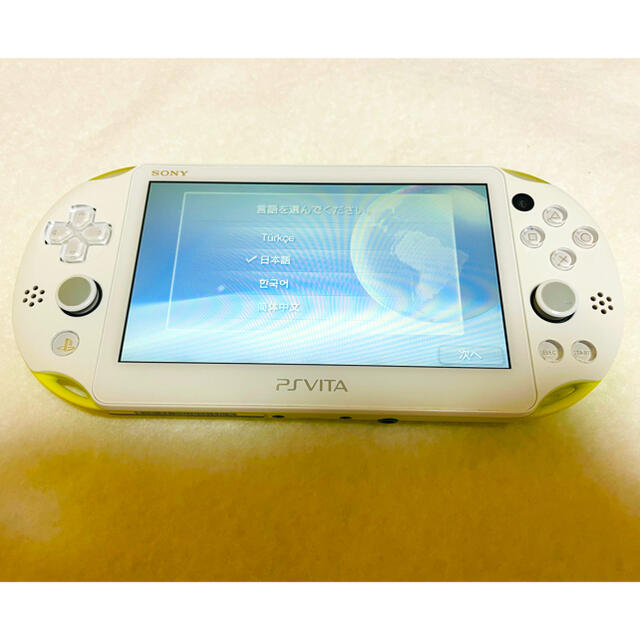 ☆美品☆PSVita PCH-2000 ZA13 SONY ライムグリーン 本体