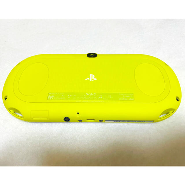 PlayStation Vita(プレイステーションヴィータ)の☆美品☆PSVita PCH-2000 ZA13 SONY ライムグリーン 本体 エンタメ/ホビーのゲームソフト/ゲーム機本体(家庭用ゲーム機本体)の商品写真