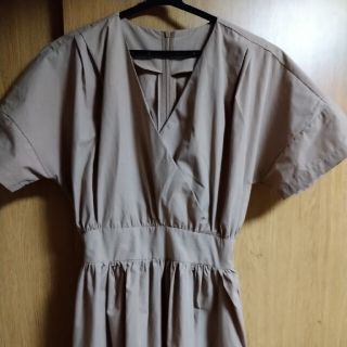 ザラ(ZARA)のBirthdayBashお値下げ　ベージュワンピース(ロングワンピース/マキシワンピース)