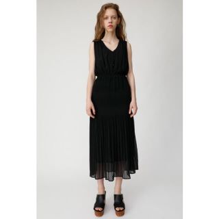 マウジー(moussy)のmoussy V NECK CHIFFON GATHER ドレス　ワンピ(ロングワンピース/マキシワンピース)