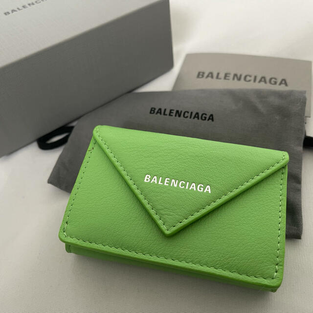 新品　BALENCIAGA　 バレンシアガ　ブラック　ミニ ウォレット　折り財布