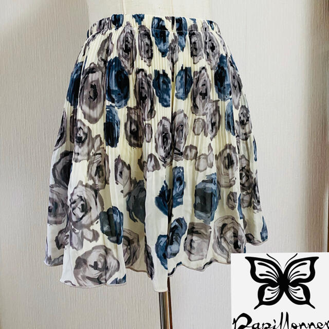 PAPILLONNER(パピヨネ)のパピオネ　スカート風パンツ レディースのスカート(ミニスカート)の商品写真