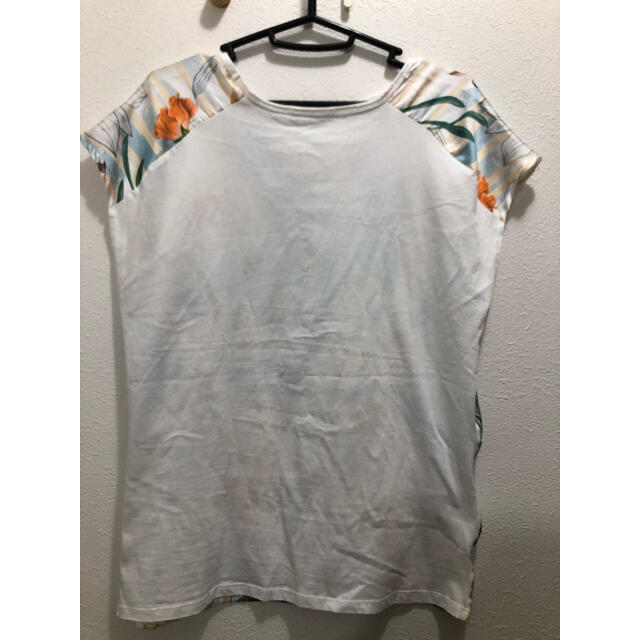 ZARA(ザラ)のZARA Tシャツカットソー レディースのトップス(Tシャツ(半袖/袖なし))の商品写真