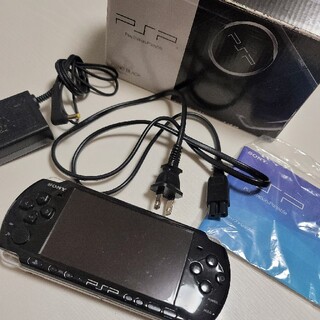 PSP3000　本体(携帯用ゲーム機本体)