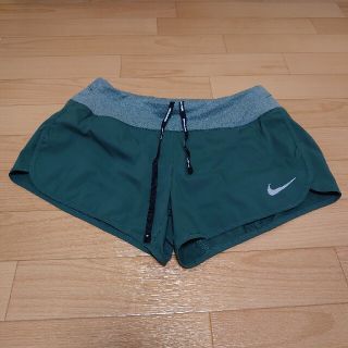 ナイキ(NIKE)のランニングパンツ(ショートパンツ)