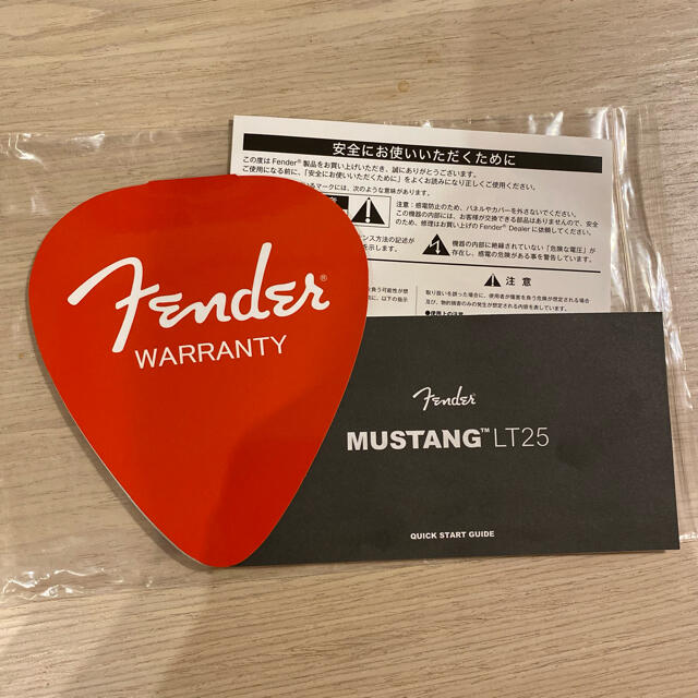 Fender(フェンダー)のFender MUSTANG LT 25 楽器のギター(ギターアンプ)の商品写真