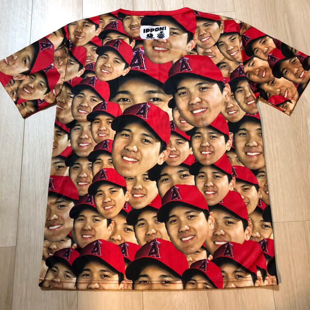 大谷翔平　Tシャツ エンタメ/ホビーのタレントグッズ(スポーツ選手)の商品写真