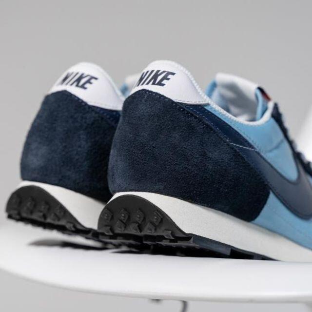 28 定価以下 NIKE DAYBREAK