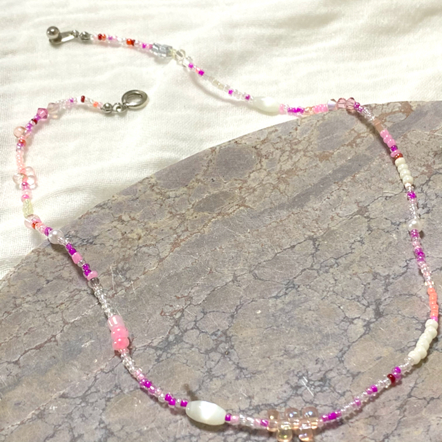 Ron Herman(ロンハーマン)のpink Pearl mix necklace ピンク パール ネックレス ハンドメイドのアクセサリー(ネックレス)の商品写真