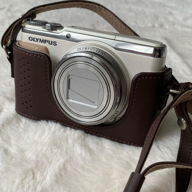 OLYMPUS(オリンパス)のOLYMPUS STYLUS SH-60デジカメ＆純正ケースセット　充電2個⭐︎ スマホ/家電/カメラのカメラ(コンパクトデジタルカメラ)の商品写真