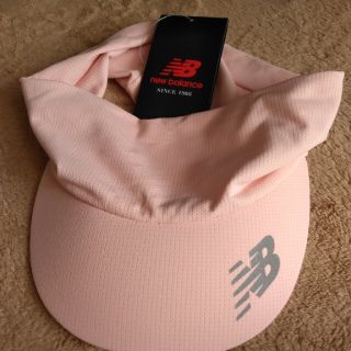 ニューバランス(New Balance)のサンバイザー(キャップ)