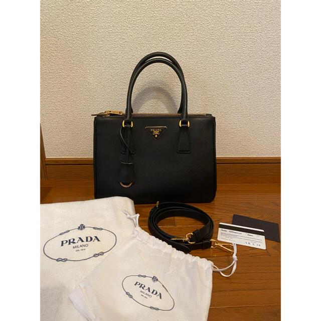 レディース【値下げ！】PRADA プラダ ガレリア サフィアーノレザー ミディアムバッグ