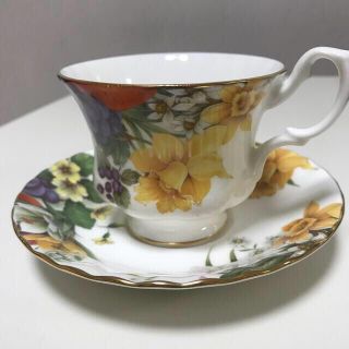 ロイヤルアルバート(ROYAL ALBERT)のロイヤルアルバート　グレープブーケ(食器)