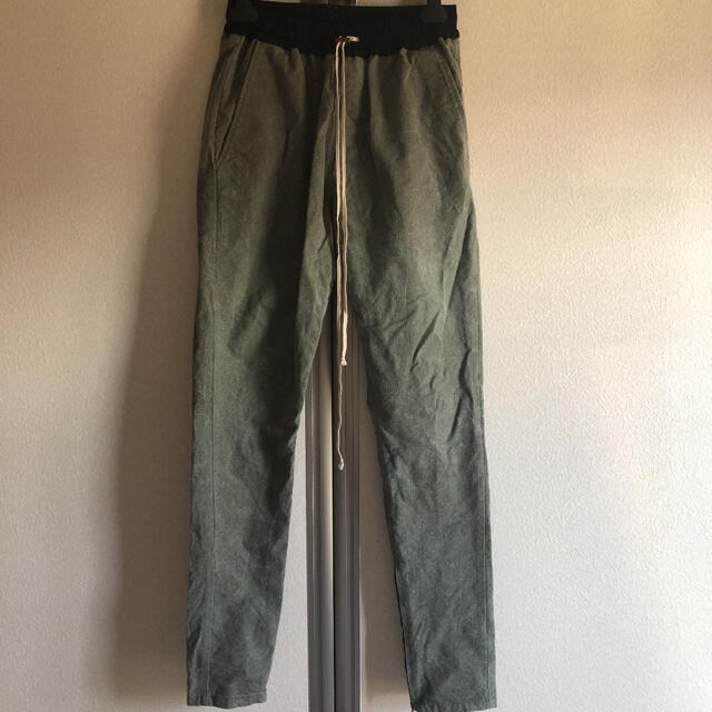 FEAR OF GOD(フィアオブゴッド)のY.T 再構築OG PANTS   indepict laid-back メンズのパンツ(ワークパンツ/カーゴパンツ)の商品写真