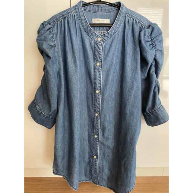 moussy(マウジー)のmoussy デニムシャツ レディースのトップス(シャツ/ブラウス(長袖/七分))の商品写真