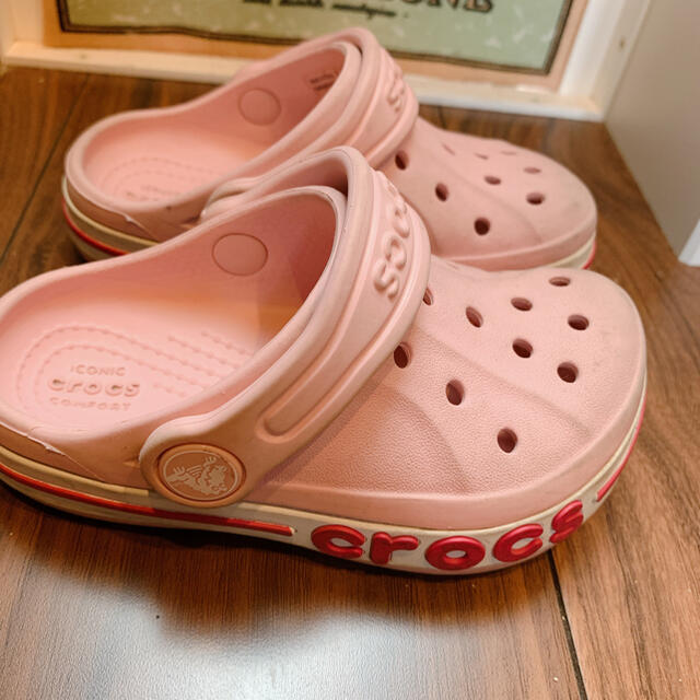 crocs(クロックス)の【いちご様専用】クロックス　15cm キッズ/ベビー/マタニティのキッズ靴/シューズ(15cm~)(サンダル)の商品写真