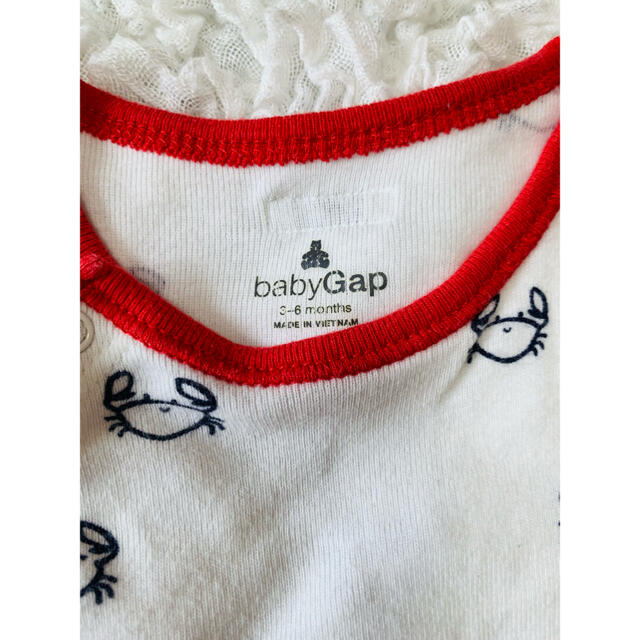 babyGAP(ベビーギャップ)のBabyGap 半袖でロンパース  キッズ/ベビー/マタニティのベビー服(~85cm)(ロンパース)の商品写真