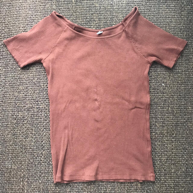 UNIQLO(ユニクロ)のユニクロ　UNIQLO  Tシャツ レディースのトップス(Tシャツ(半袖/袖なし))の商品写真