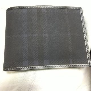 バーバリー(BURBERRY)のBURBERRY 二つ折り財布(折り財布)