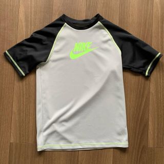 ナイキ(NIKE)のラッシュガード　NIKE ジュニア　150cm(水着)