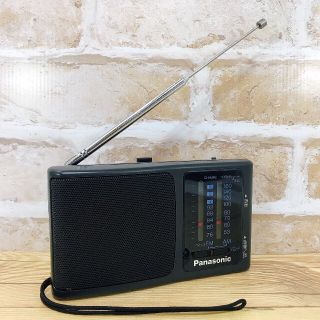 パナソニック(Panasonic)のパナソニック FM(ワイド)/AM 2バンドラジオ RF-U36 ハンディサイズ(ラジオ)