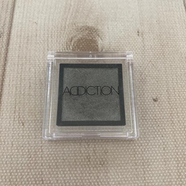 ADDICTION(アディクション)のADDICTION♡スリラー054♡美品 コスメ/美容のベースメイク/化粧品(アイシャドウ)の商品写真