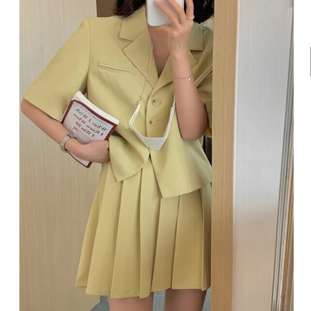 【予約商品】《3カラー》セットアップ　半袖　プリーツ　スカート韓国ファッション