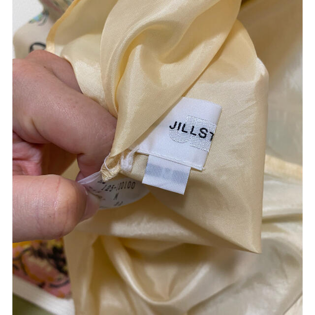 JILLSTUART(ジルスチュアート)のジルスチュアート　花柄スカート（イエローベース） レディースのスカート(ひざ丈スカート)の商品写真