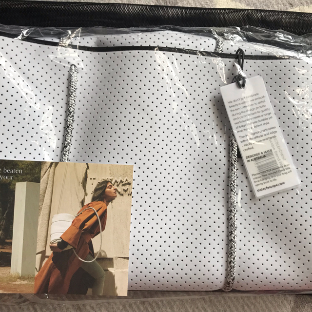 新品タグ付き エルメス ツイリー 大人気の馬着柄 2本セット 新品タグ付き エルメス ツイリー 大人気の馬着柄 2本セット