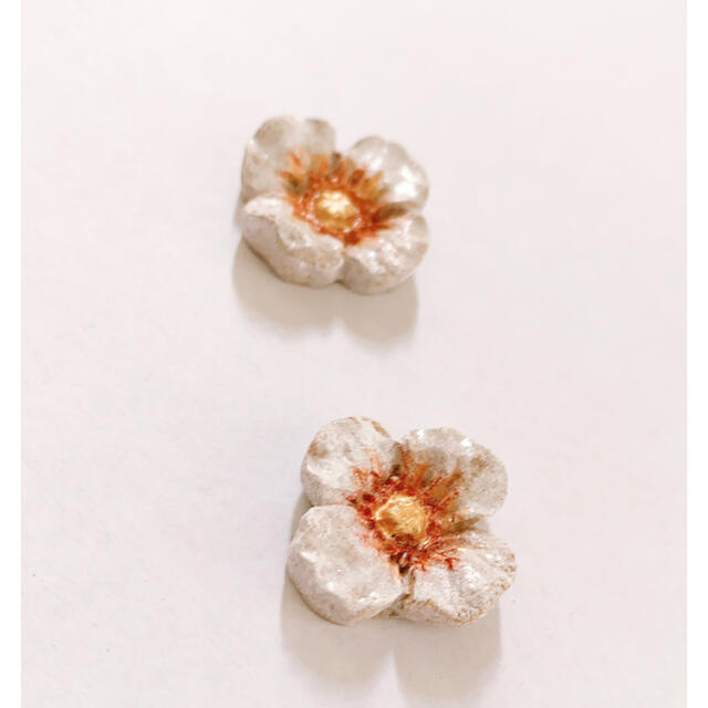 no.207  flower pottery pierce ハンドメイドのアクセサリー(ピアス)の商品写真