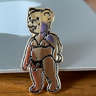 シュプリーム(Supreme)のちゃーぼん様専用supreme Not Sorry Pin(バッジ/ピンバッジ)