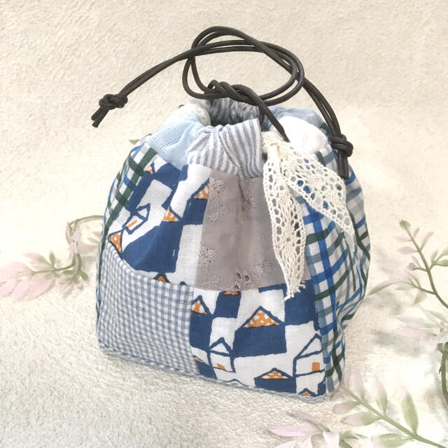 mina perhonen - ハンドメイド⋆*❁*4枚合わせのミニ巾着ポーチ