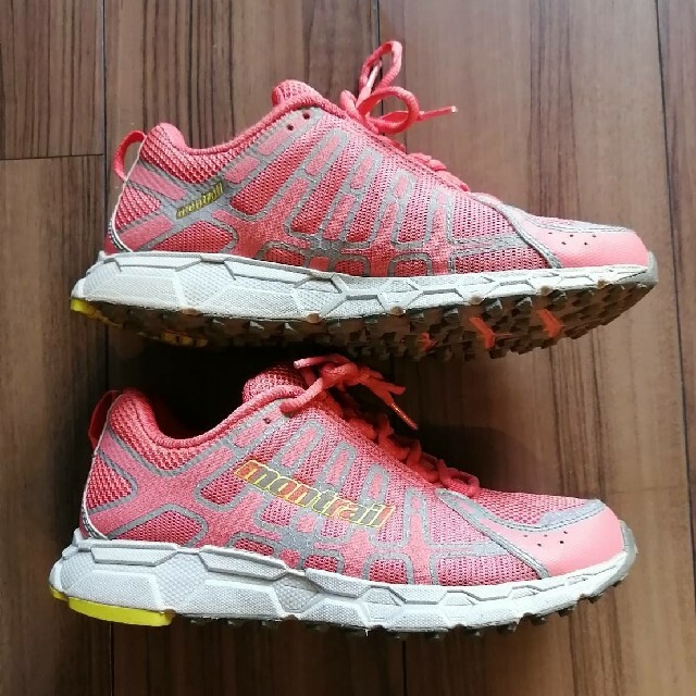 montrail(モントレイル)のColumbia montrail トレイルランシューズ　23.5cm スポーツ/アウトドアのランニング(シューズ)の商品写真