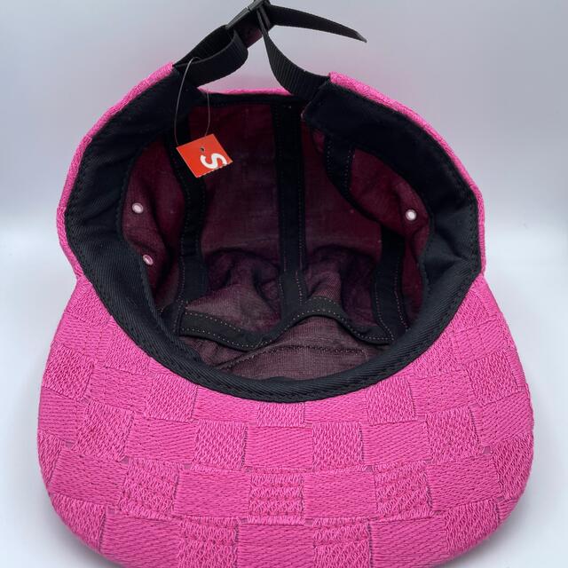 Supreme(シュプリーム)の新品未使用　Supreme(シュプリーム)ピンク　チェック柄　レディースキャップ レディースの帽子(キャップ)の商品写真