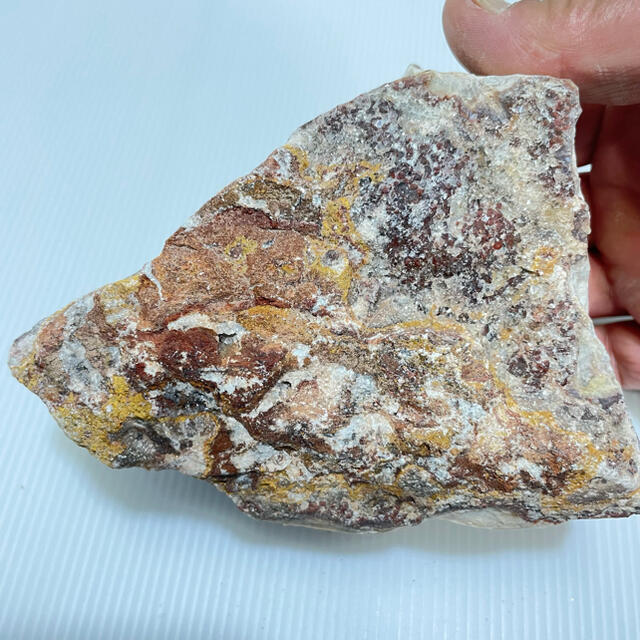 珍しい特大クレージーレースアゲイトの原石