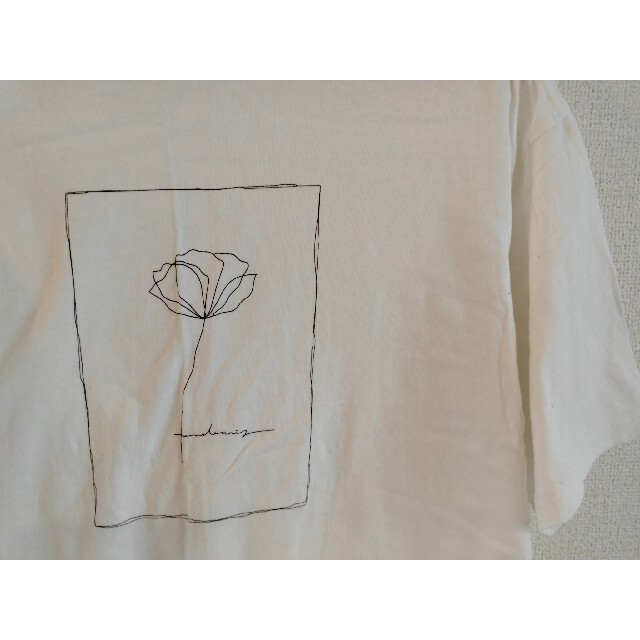 LOWRYS FARM(ローリーズファーム)のLOWRYS FARM オーバーサイズ　Tシャツ　白　フリーサイズ レディースのトップス(Tシャツ(半袖/袖なし))の商品写真