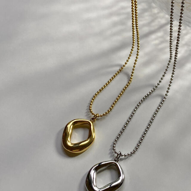 BEAUTY&YOUTH UNITED ARROWS(ビューティアンドユースユナイテッドアローズ)のOval motif gold necklace No.627 レディースのアクセサリー(ネックレス)の商品写真