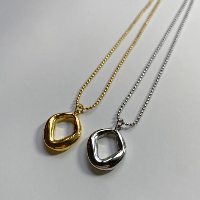 SLOBE IENA(スローブイエナ)のOval motif silver necklace No.628 レディースのアクセサリー(ネックレス)の商品写真