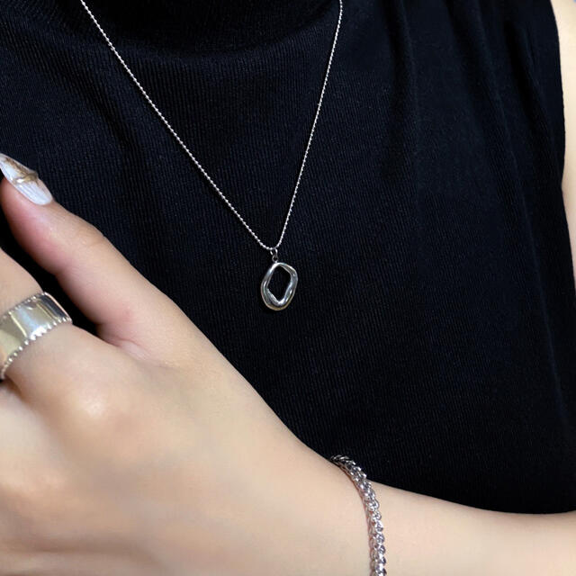 SLOBE IENA(スローブイエナ)のOval motif silver necklace No.628 レディースのアクセサリー(ネックレス)の商品写真