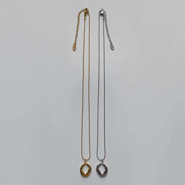 SLOBE IENA(スローブイエナ)のOval motif silver necklace No.628 レディースのアクセサリー(ネックレス)の商品写真