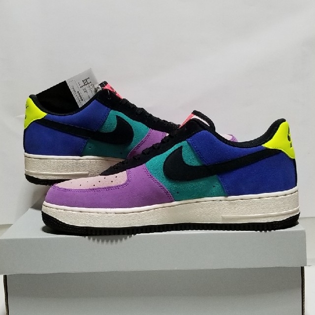 NIKE AIR FORCE 1 ′07 LV8 30cm