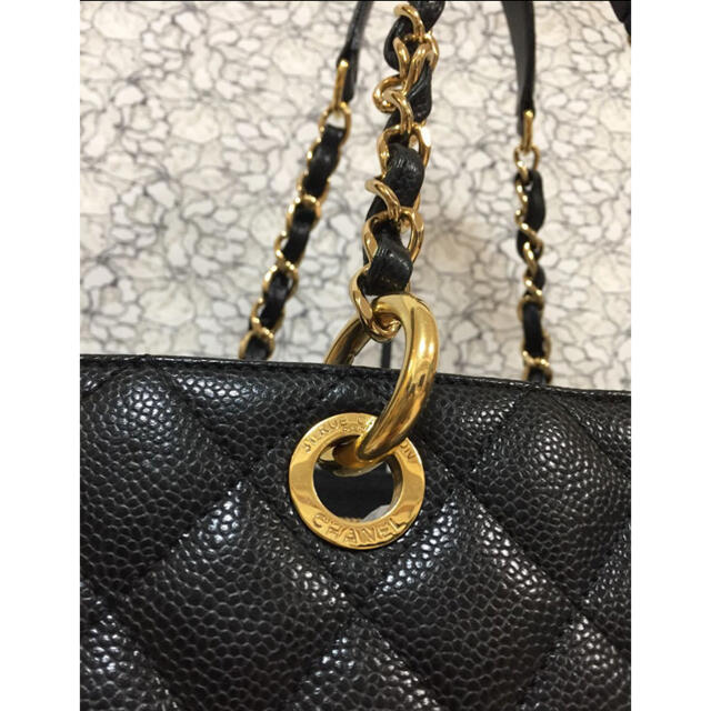 CHANEL(シャネル)のCHANEL 美品❣️キャビアスキン　チェーンショルダーデカココトート レディースのバッグ(ショルダーバッグ)の商品写真