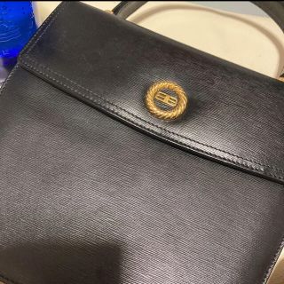 バレンシアガバッグ(BALENCIAGA BAG)の超レア　ビーテージ　バレンシアガ　フォーマルバッグ　やや汚れありにしました(ハンドバッグ)