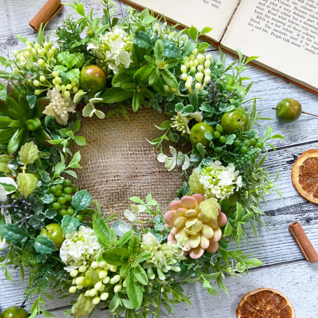 専用⭐︎ボタニカルリース⭐︎2種の多肉植物&青リンゴ×ライトグリーン(31cm)