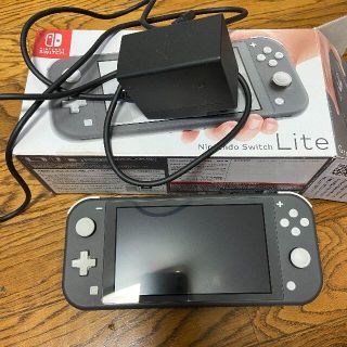 ニンテンドウ(任天堂)の【本体】任天堂スイッチライト　Switch Lite【グレー】(携帯用ゲーム機本体)