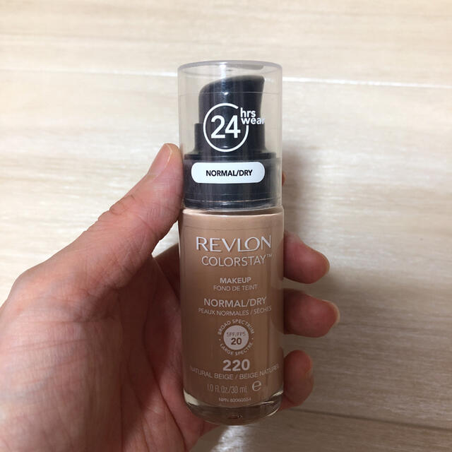 REVLON(レブロン)のレブロン カラーステイ メイクアップ 220 コスメ/美容のベースメイク/化粧品(ファンデーション)の商品写真