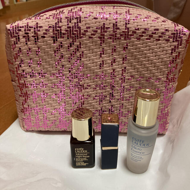 Estee Lauder(エスティローダー)のエスティーローダー ノベルティ エンタメ/ホビーのコレクション(ノベルティグッズ)の商品写真